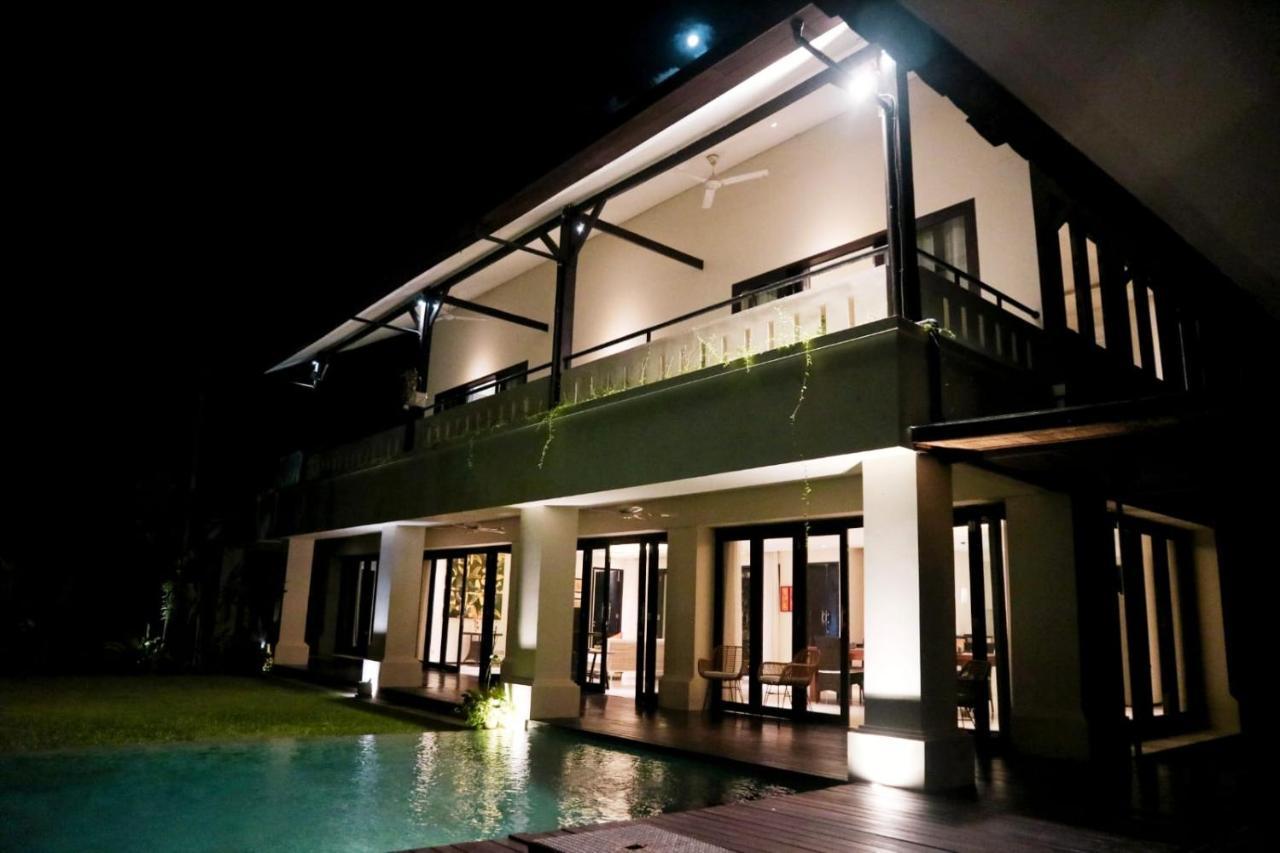 Villa 4bedr With Swimming Pool!